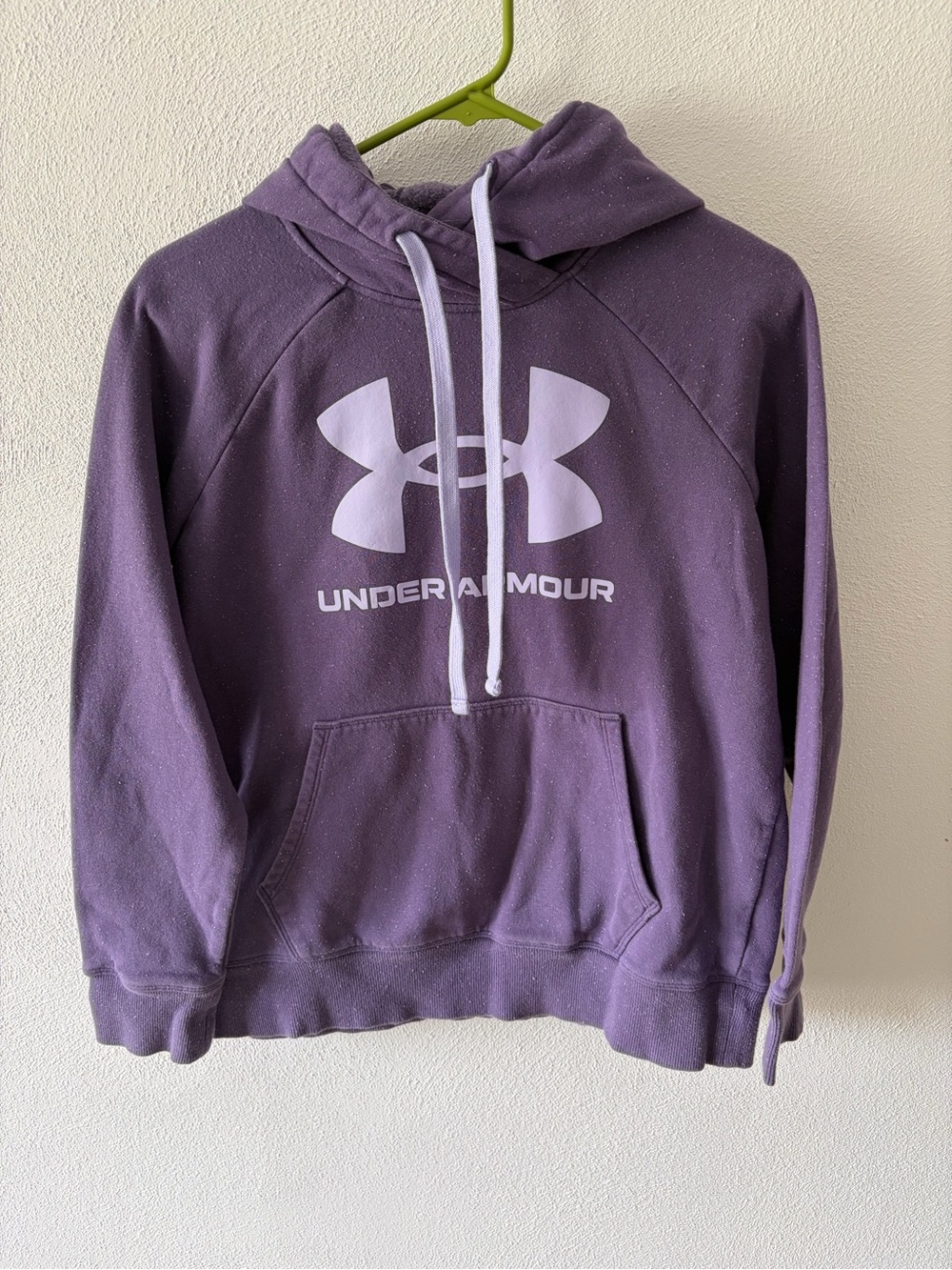 Under Armour Lavender Pullover Hoodie with White Logo unisex